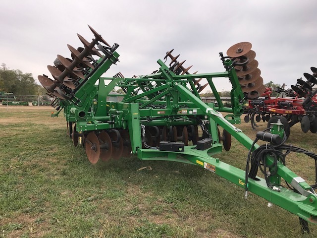 John Deere 2730
