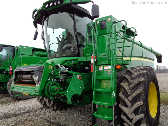 John Deere S780