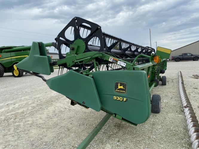 John Deere 930F