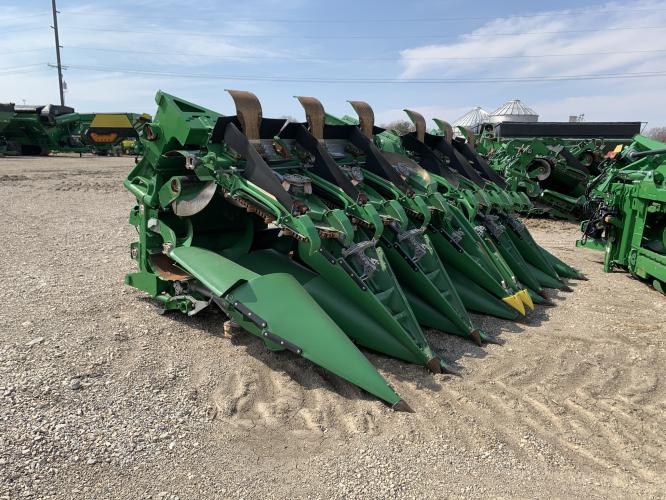 John Deere C12F