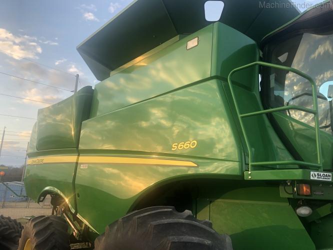 John Deere S660
