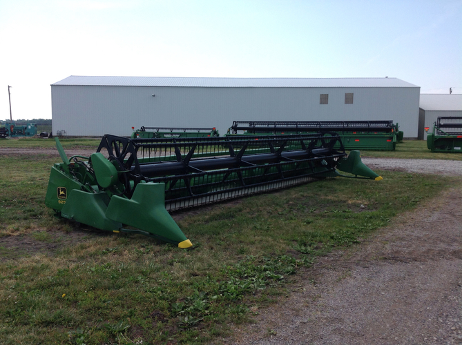 John Deere 925
