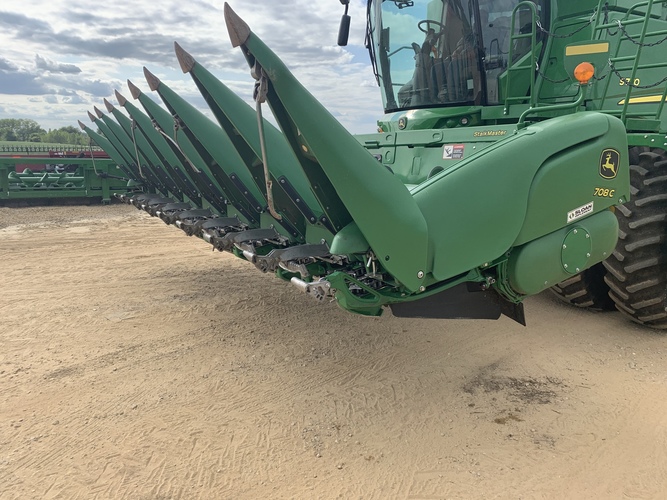 John Deere 708C