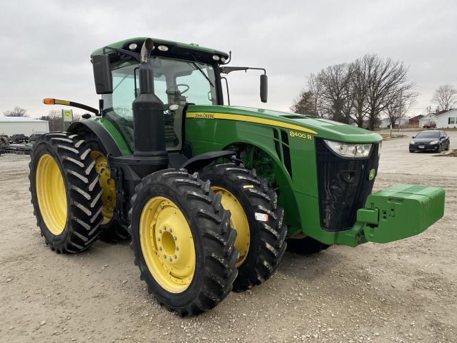 John Deere 8400R