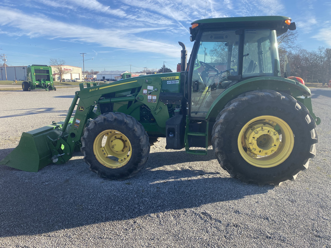 John Deere 5100E