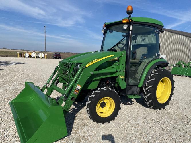 John Deere 3720