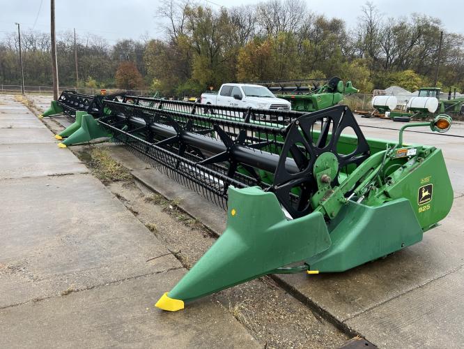 John Deere 925