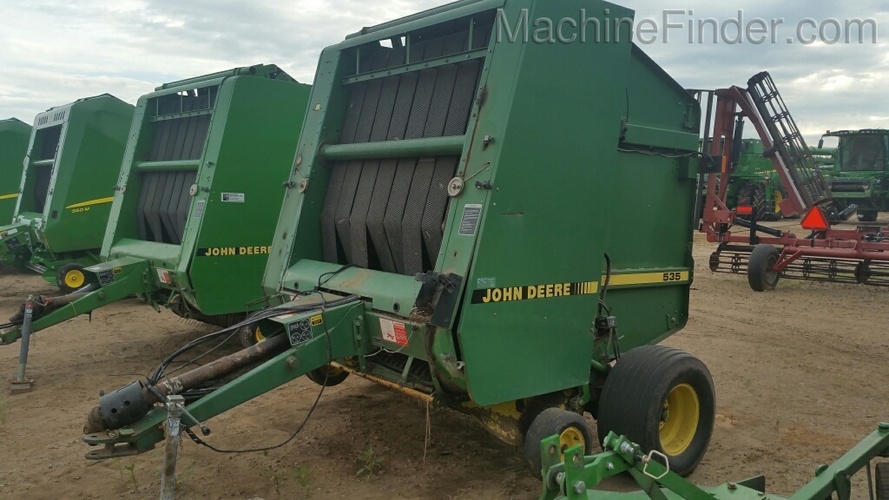 John Deere 535