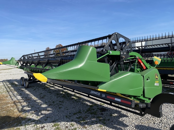 John Deere 630F