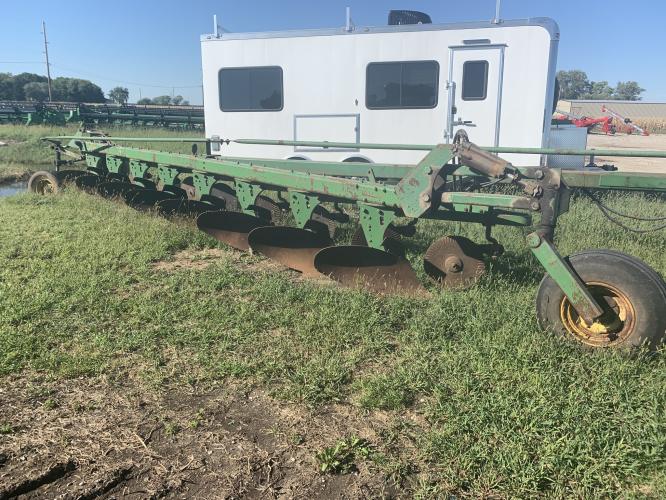 John Deere 2450