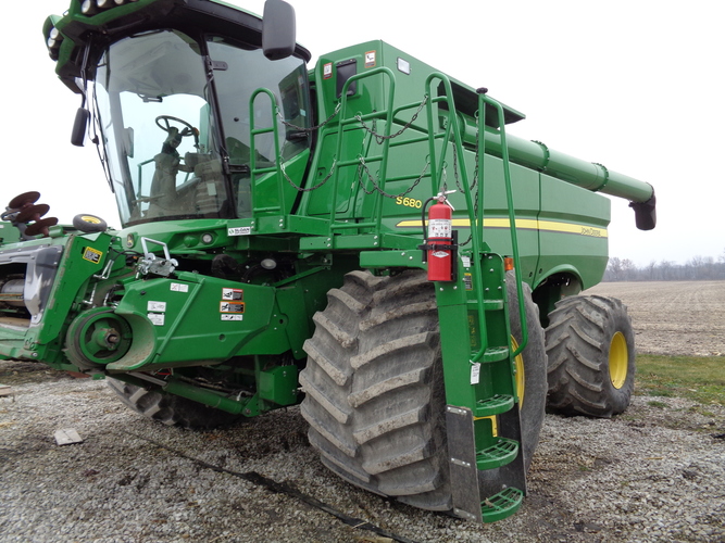 John Deere S680