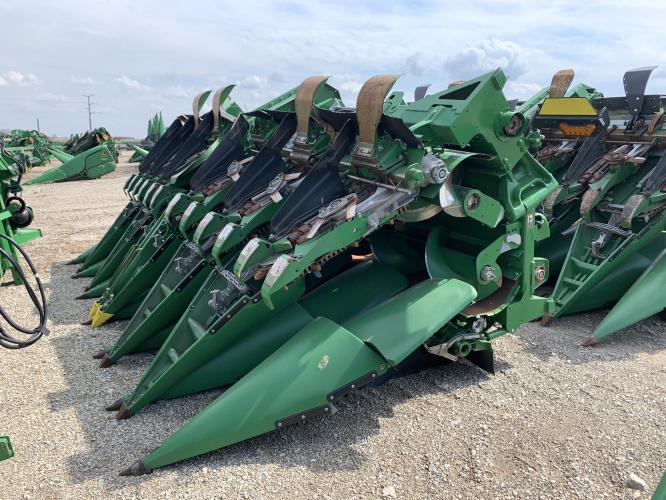 John Deere C12F