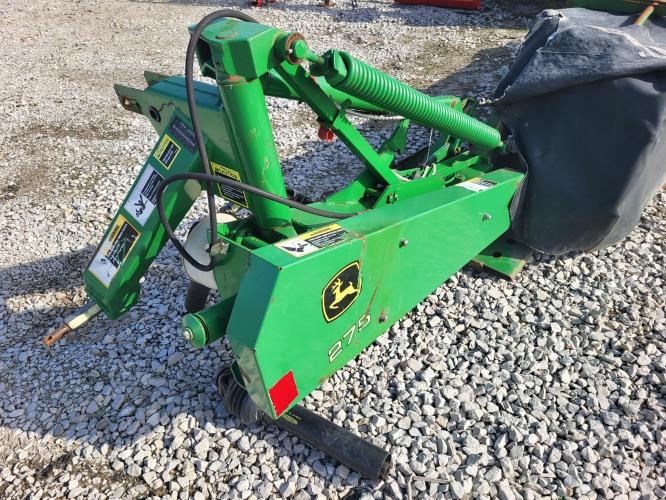 John Deere 275