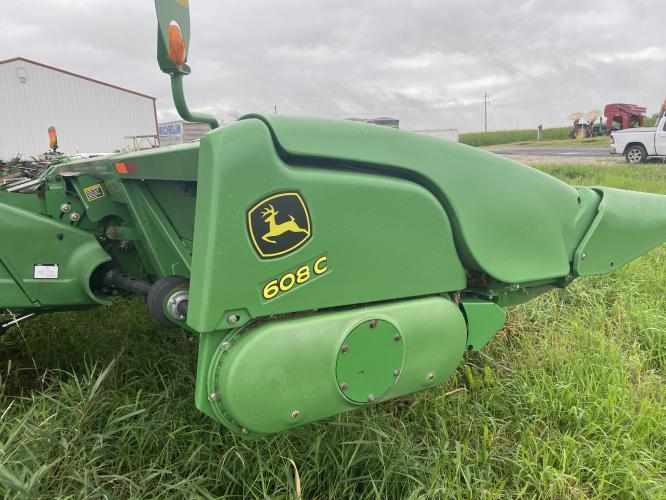 John Deere 608C