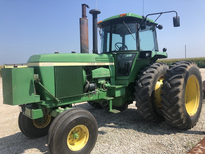 John Deere 4630
