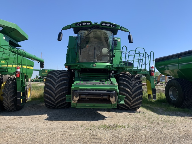 John Deere S790