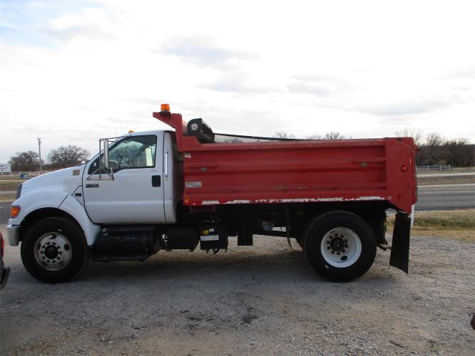 FORD F750 XL