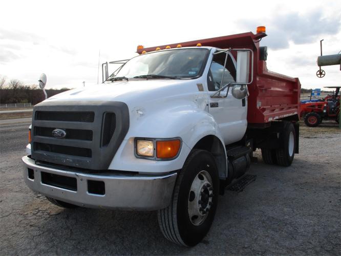 FORD F750 XL
