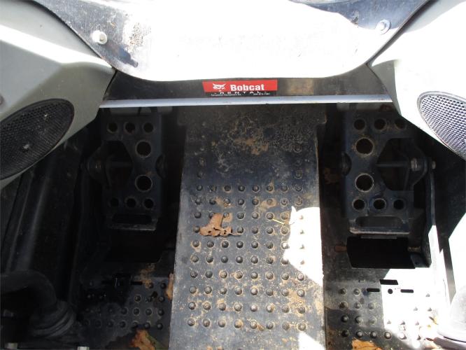 BOBCAT S590