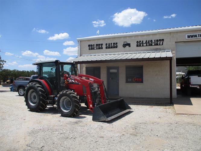 MASSEY FERGUSON 4710