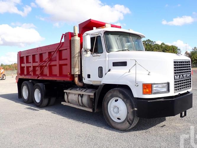 MACK CH613