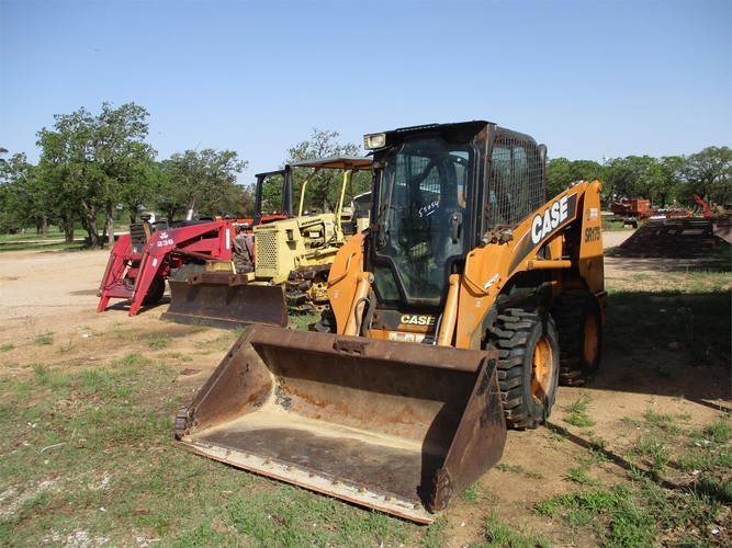 CASE SR175