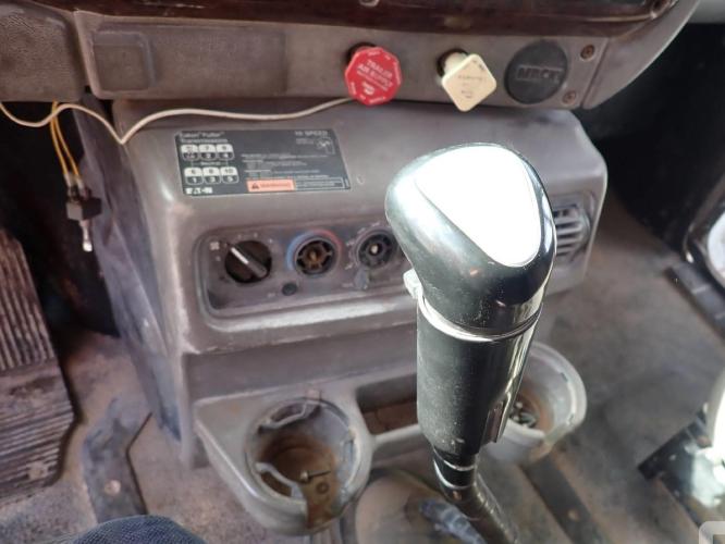 MACK CH613