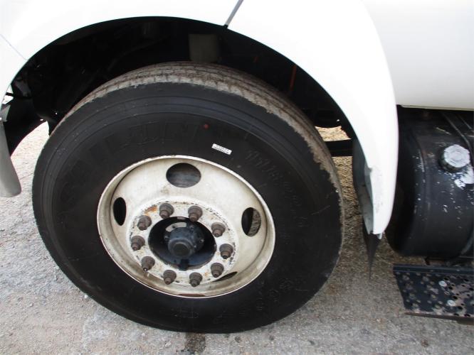 FORD F750 XL