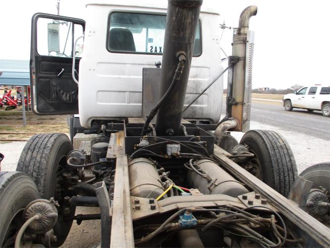 MACK RD600