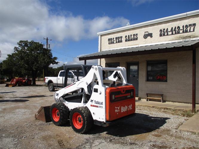 BOBCAT S590
