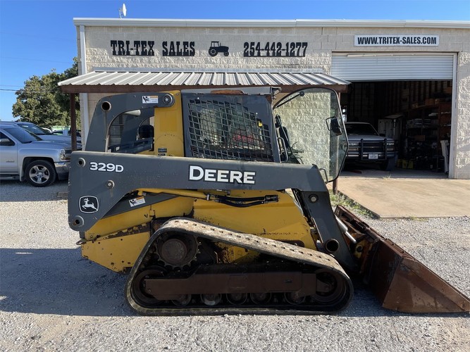 DEERE 329D