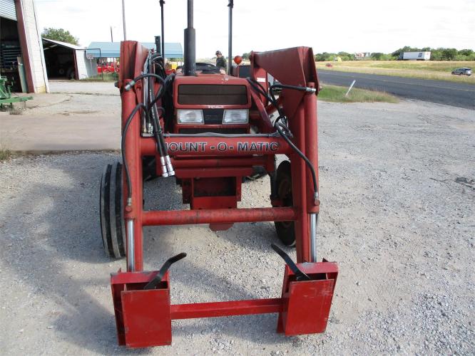 CASE IH 595